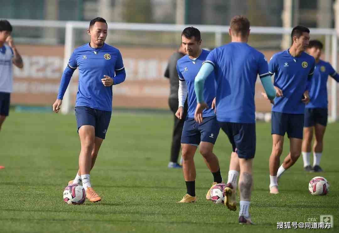 关于球场“坚若金刚”般的防线，让对手无计可施的信息